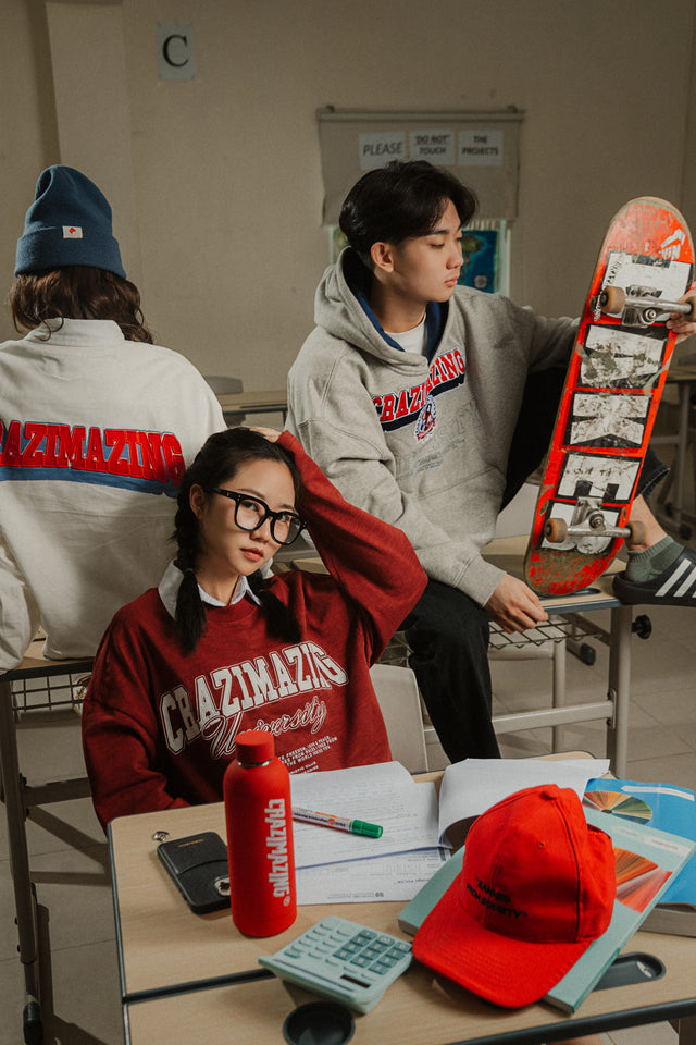 CZ UNIVERSITY SWEATER