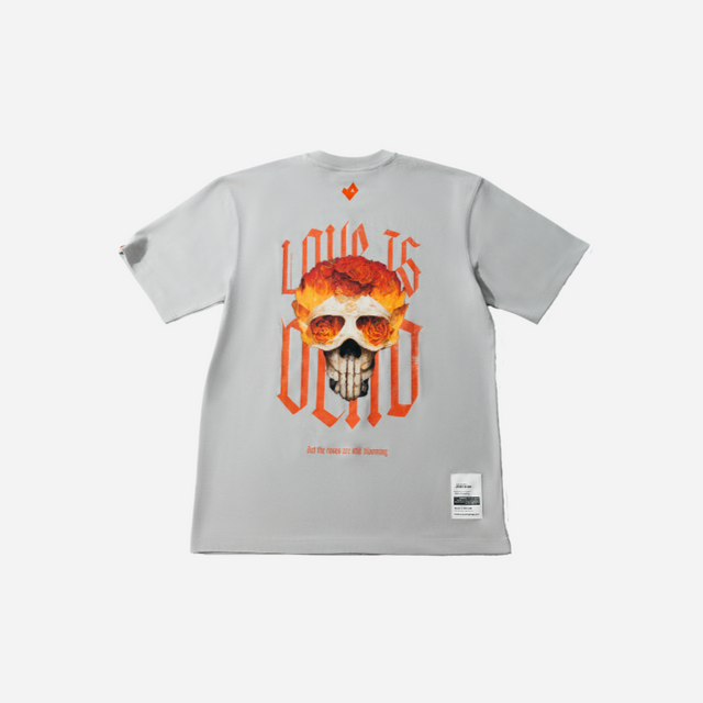 LOVE IS DEAD Tee l GREY