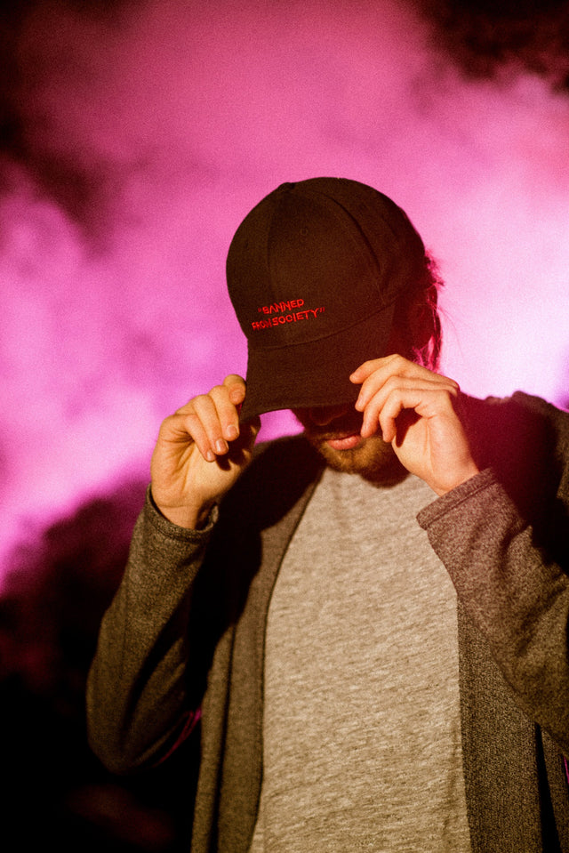 RAVEN CAP